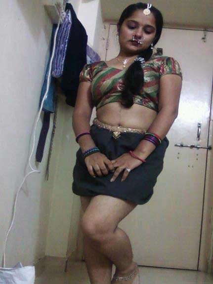 https://pub-5fcdf72a54cd4edbb03ec3edaa415a42.r2.dev/nakedleaks/insert_banana_in_hairy_area-tamil_erotic_images/0.jpg