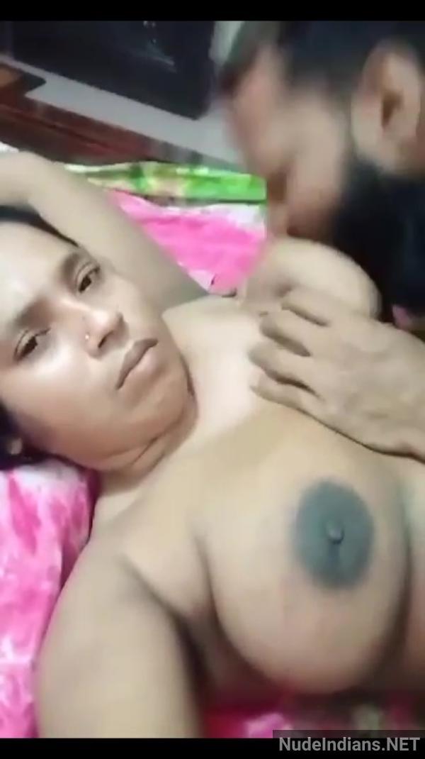 https://pub-5fcdf72a54cd4edbb03ec3edaa415a42.r2.dev/nakedleaks/intense_interaction:_mature_uncle_sucks_indian_muslim_bhabhi's_boobs/1.jpg