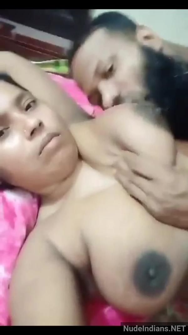 https://pub-5fcdf72a54cd4edbb03ec3edaa415a42.r2.dev/nakedleaks/intense_interaction:_mature_uncle_sucks_indian_muslim_bhabhi's_boobs/2.jpg