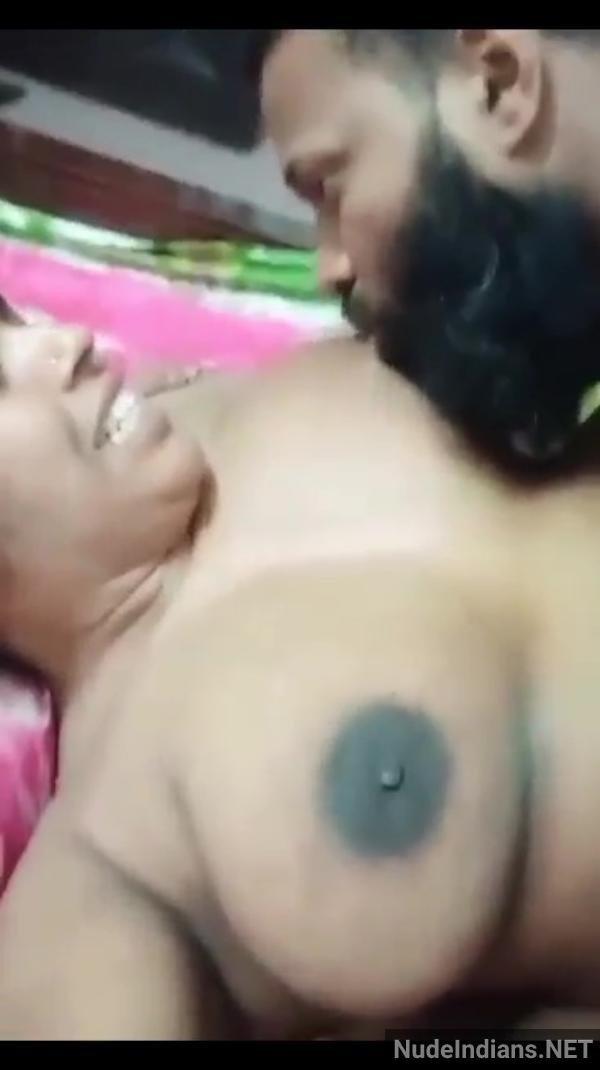 https://pub-5fcdf72a54cd4edbb03ec3edaa415a42.r2.dev/nakedleaks/intense_interaction:_mature_uncle_sucks_indian_muslim_bhabhi's_boobs/6.jpg