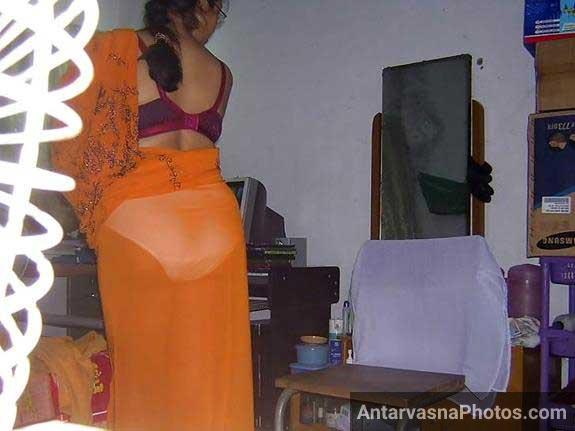 https://pub-5fcdf72a54cd4edbb03ec3edaa415a42.r2.dev/nakedleaks/intimate_bedroom_photos_of_an_indian_woman/2.jpg