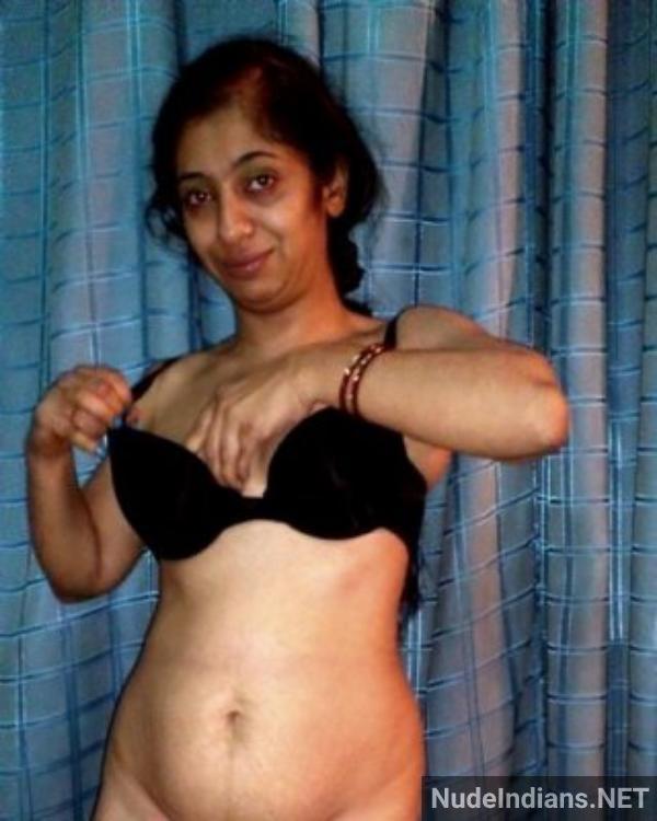 https://pub-5fcdf72a54cd4edbb03ec3edaa415a42.r2.dev/nakedleaks/intimate_bengali_mature_couple's_private_sex_photos/12.jpg