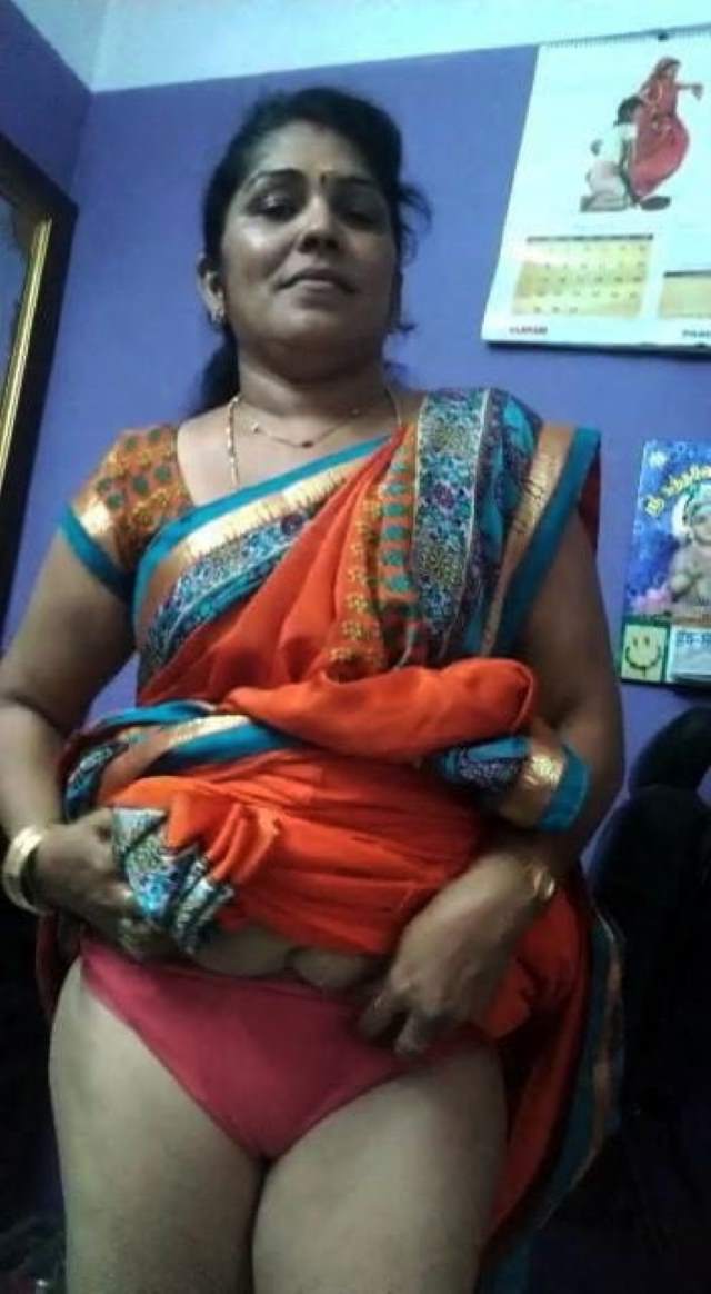 https://pub-5fcdf72a54cd4edbb03ec3edaa415a42.r2.dev/nakedleaks/intimate_conversations_with_desi_bhabhi's_lover_through_sensual_images/2.jpg