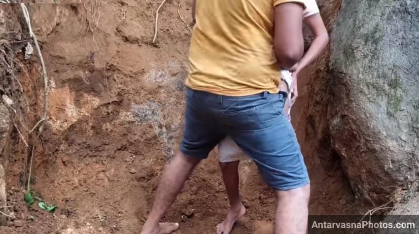 https://pub-5fcdf72a54cd4edbb03ec3edaa415a42.r2.dev/nakedleaks/intimate_desi_photos_of_adivasi_girlfriend/4.jpg
