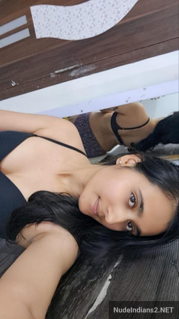 https://pub-5fcdf72a54cd4edbb03ec3edaa415a42.r2.dev/nakedleaks/intimate_display:_neha_from_mumbai_revealing_all_to_wealthy_admirer/10.jpg