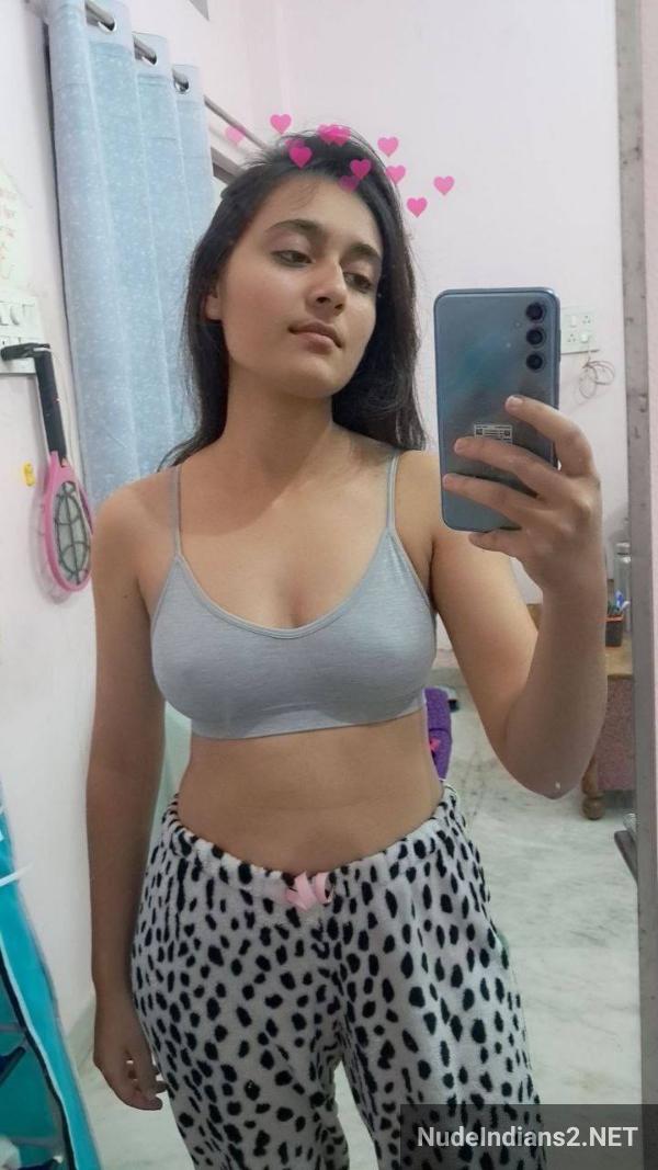 https://pub-5fcdf72a54cd4edbb03ec3edaa415a42.r2.dev/nakedleaks/intimate_display:_neha_from_mumbai_revealing_all_to_wealthy_admirer/22.jpg