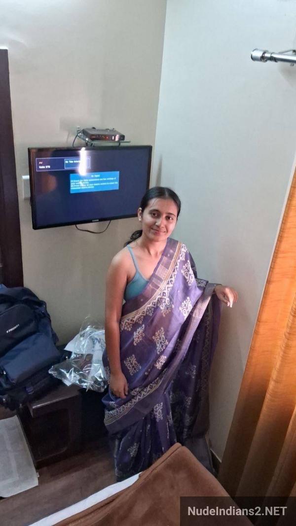 https://pub-5fcdf72a54cd4edbb03ec3edaa415a42.r2.dev/nakedleaks/intimate_display:_neha_from_mumbai_revealing_all_to_wealthy_admirer/23.jpg