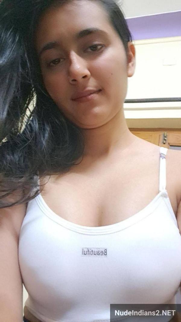 https://pub-5fcdf72a54cd4edbb03ec3edaa415a42.r2.dev/nakedleaks/intimate_display:_neha_from_mumbai_revealing_all_to_wealthy_admirer/3.jpg