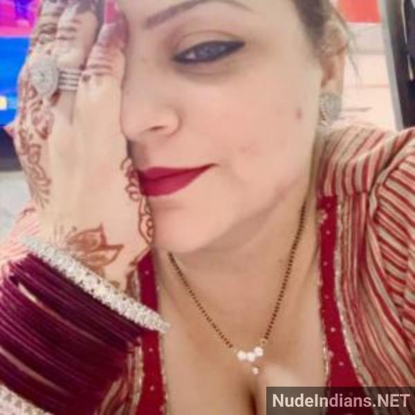 https://pub-5fcdf72a54cd4edbb03ec3edaa415a42.r2.dev/nakedleaks/intimate_encounter:_delhi_bhabhi_seduces_devar_with_passionate_home_activity/5.jpg