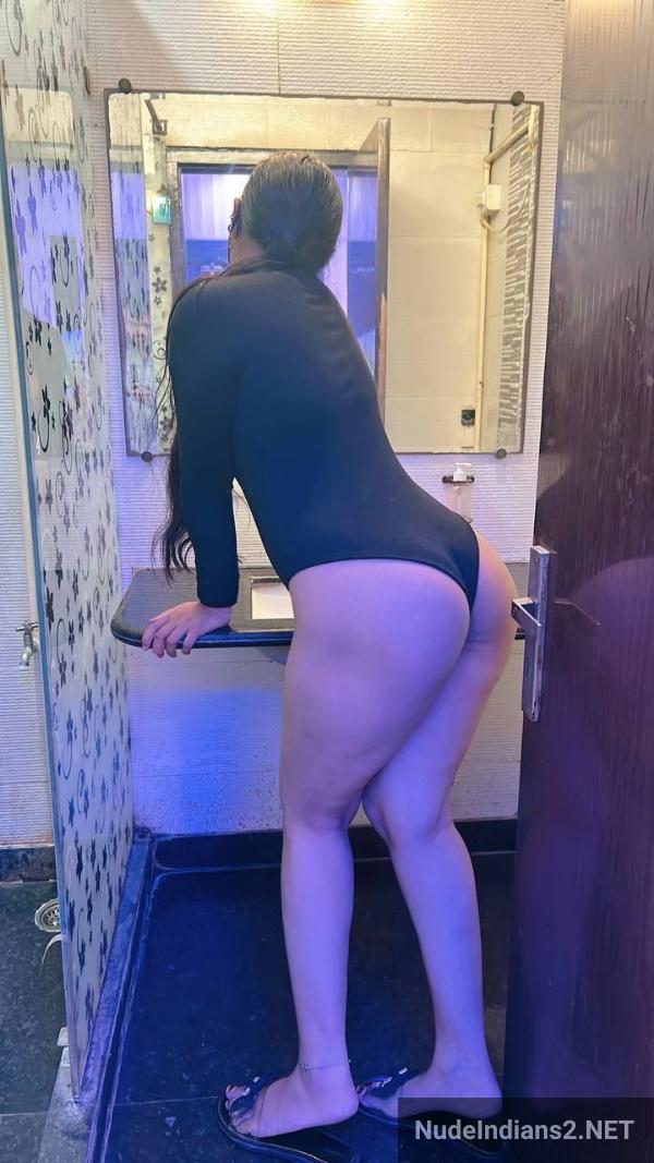 https://pub-5fcdf72a54cd4edbb03ec3edaa415a42.r2.dev/nakedleaks/intimate_encounter:_suhana's_secret_affair_with_kamran_revealed/16.jpg