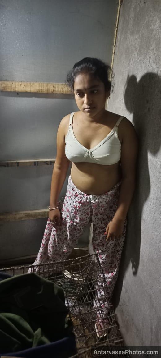 https://pub-5fcdf72a54cd4edbb03ec3edaa415a42.r2.dev/nakedleaks/intimate_encounter_with_hot_village_bhabhi/2.jpg