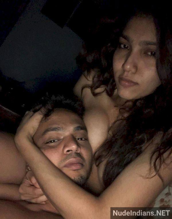 https://pub-5fcdf72a54cd4edbb03ec3edaa415a42.r2.dev/nakedleaks/intimate_encounters_of_muslim_girls_on_valentine’s_day/19.jpg