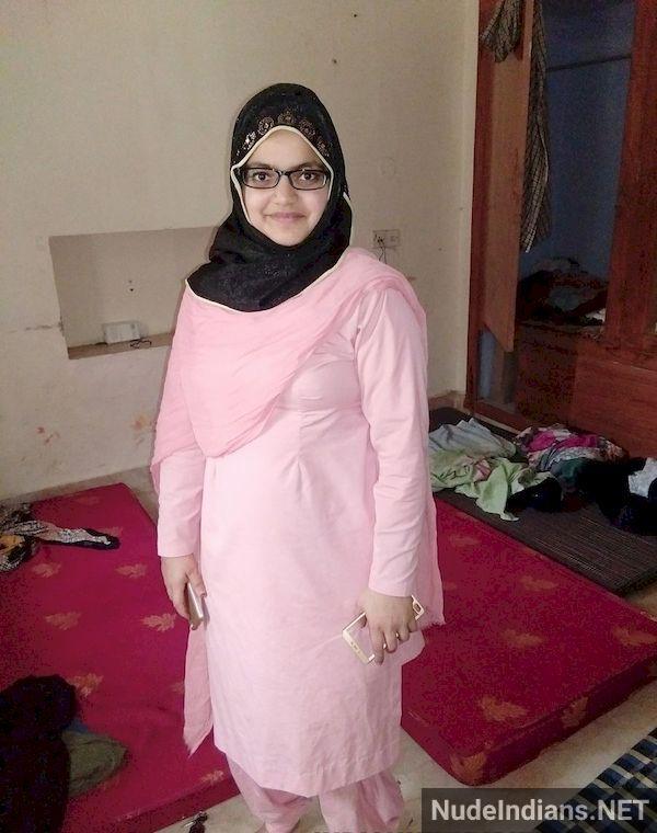https://pub-5fcdf72a54cd4edbb03ec3edaa415a42.r2.dev/nakedleaks/intimate_encounters_of_muslim_girls_on_valentine’s_day/30.jpg