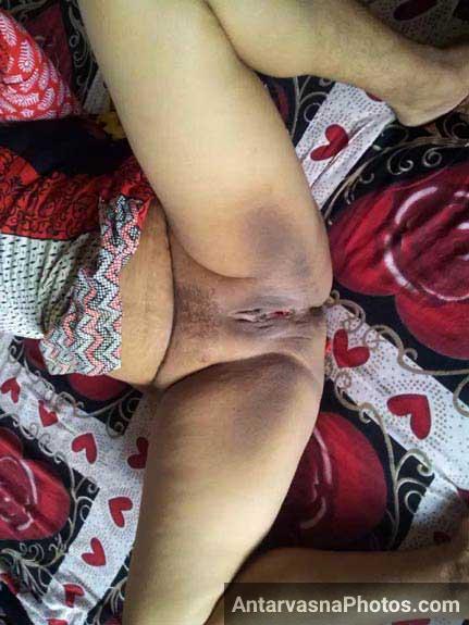 https://pub-5fcdf72a54cd4edbb03ec3edaa415a42.r2.dev/nakedleaks/intimate_homemade_photographs_of_devar_bhabhi/7.jpg