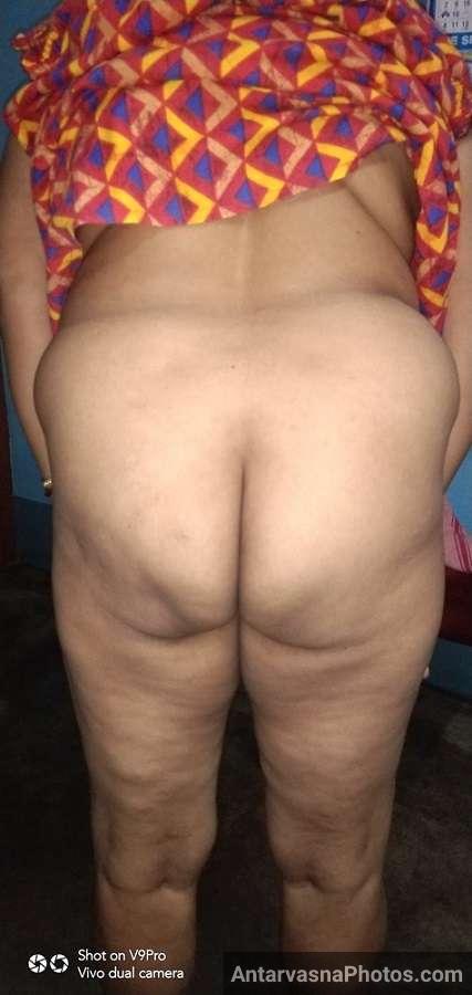 https://pub-5fcdf72a54cd4edbb03ec3edaa415a42.r2.dev/nakedleaks/intimate_images_of_a_friend's_seductive_mother's_rear_end/15.jpg