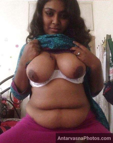 https://pub-5fcdf72a54cd4edbb03ec3edaa415a42.r2.dev/nakedleaks/intimate_images_of_a_south_indian_college_student/16.jpg