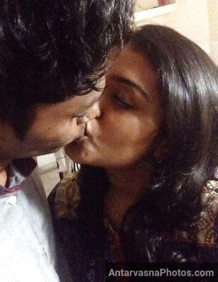 https://pub-5fcdf72a54cd4edbb03ec3edaa415a42.r2.dev/nakedleaks/intimate_images_of_a_south_indian_college_student/22.jpg
