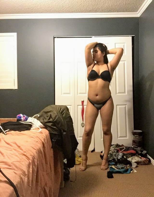 https://pub-5fcdf72a54cd4edbb03ec3edaa415a42.r2.dev/nakedleaks/intimate_images_of_naked_girl_fingering_on_antarvasna.com/12.jpg