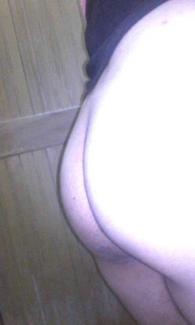 https://pub-5fcdf72a54cd4edbb03ec3edaa415a42.r2.dev/nakedleaks/intimate_images_of_young_indian_couple_in_hotel/7.jpg