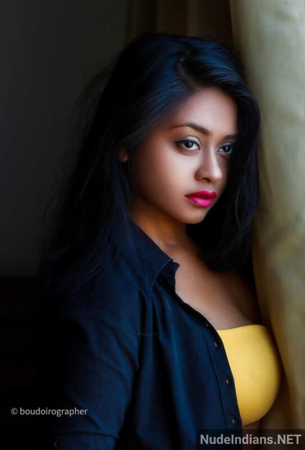 https://pub-5fcdf72a54cd4edbb03ec3edaa415a42.r2.dev/nakedleaks/intimate_moments:_indian_bhabhi_and_wives_captured_in_erotic_photos/15.jpg