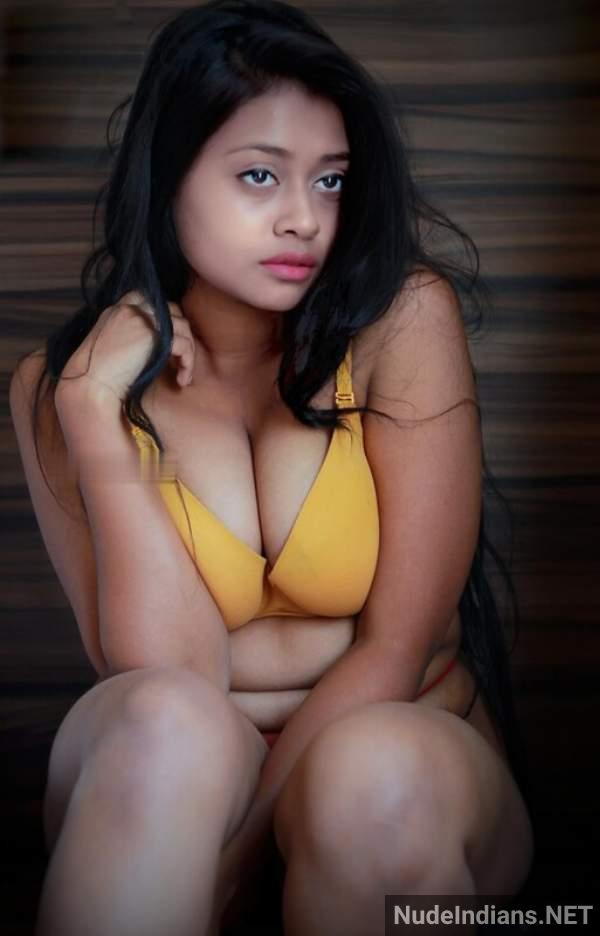 https://pub-5fcdf72a54cd4edbb03ec3edaa415a42.r2.dev/nakedleaks/intimate_moments:_indian_bhabhi_and_wives_captured_in_erotic_photos/28.jpg