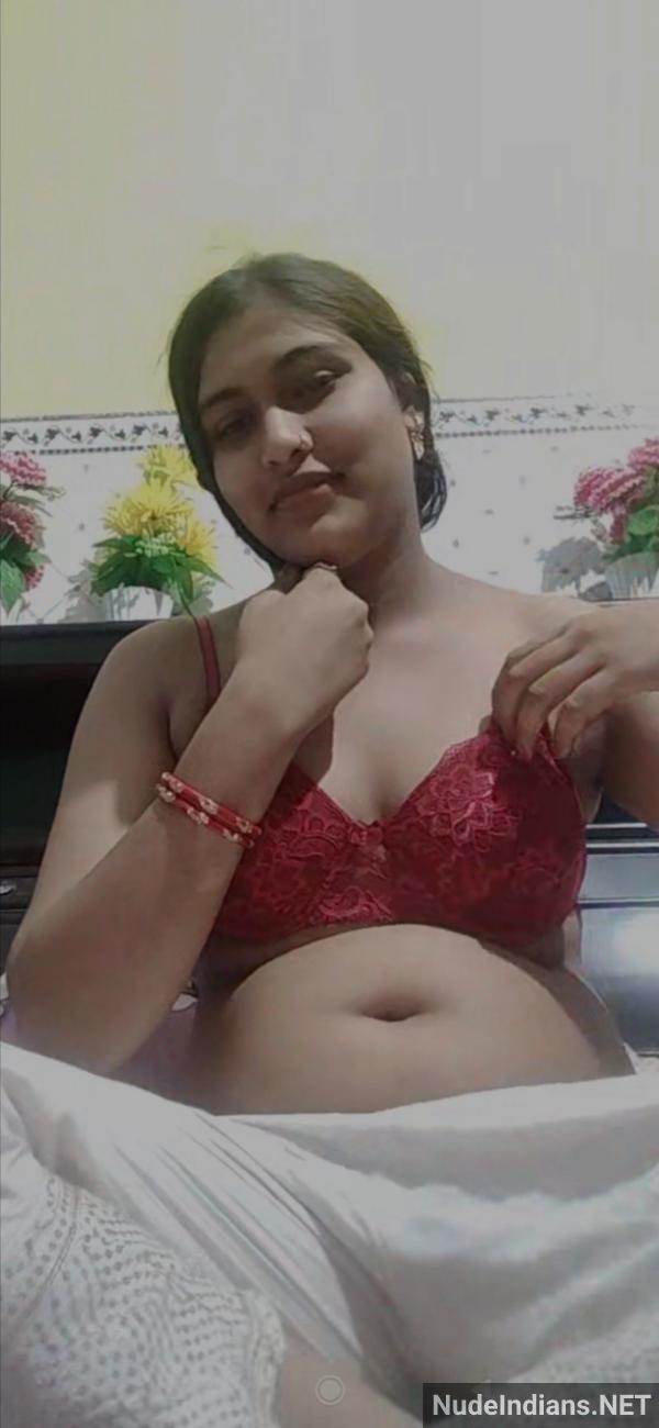 https://pub-5fcdf72a54cd4edbb03ec3edaa415a42.r2.dev/nakedleaks/intimate_moments:_new_delhi_muslim_bhabhi's_hotel_room_adventure/18.jpg