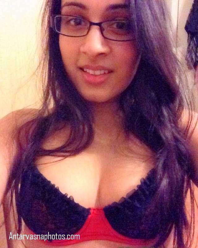 https://pub-5fcdf72a54cd4edbb03ec3edaa415a42.r2.dev/nakedleaks/intimate_moments_captured:_desi_bhabhi's_revealing_honeymoon_pictures/2.jpg
