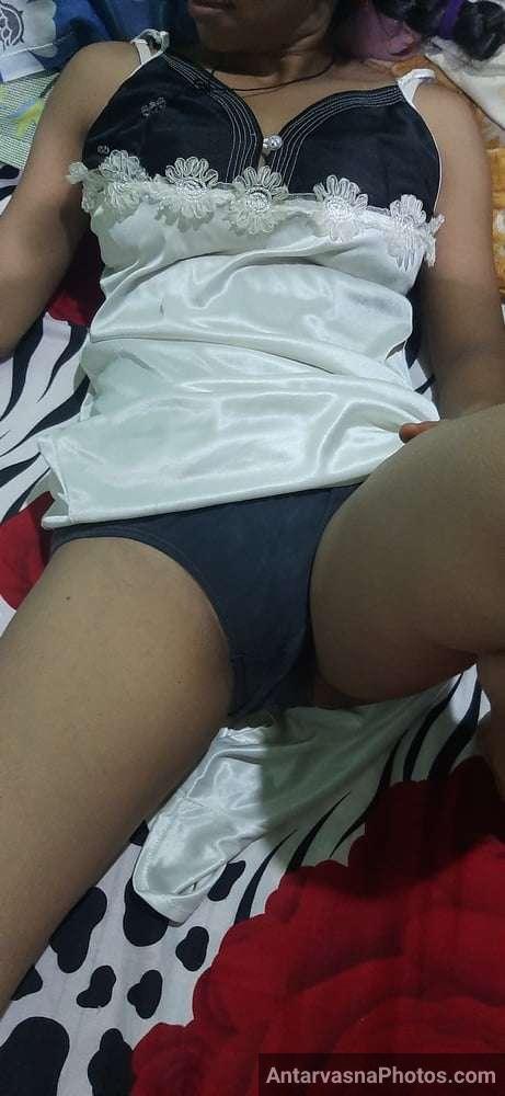 https://pub-5fcdf72a54cd4edbb03ec3edaa415a42.r2.dev/nakedleaks/intimate_moments_captured_of_desi_couple's_honeymoon/2.jpg