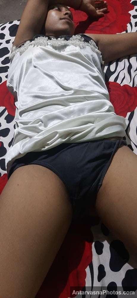 https://pub-5fcdf72a54cd4edbb03ec3edaa415a42.r2.dev/nakedleaks/intimate_moments_captured_of_desi_couple's_honeymoon/8.jpg