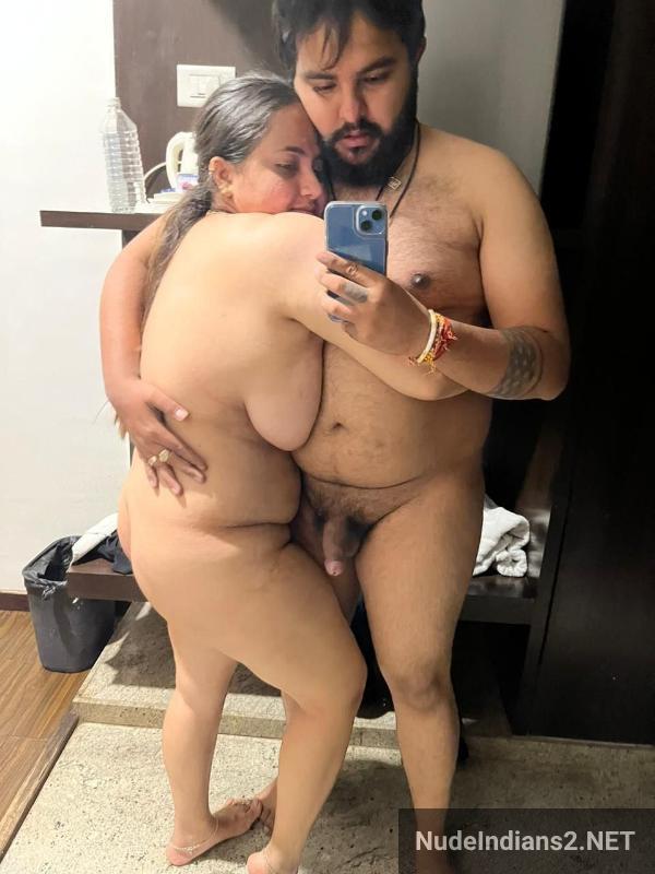 https://pub-5fcdf72a54cd4edbb03ec3edaa415a42.r2.dev/nakedleaks/intimate_moments_of_amritsar_chubby_wife_niru_singh_on_honeymoon/5.jpg