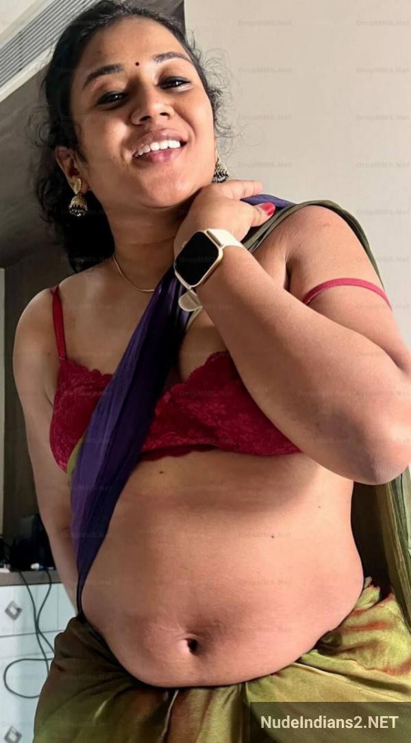 https://pub-5fcdf72a54cd4edbb03ec3edaa415a42.r2.dev/nakedleaks/intimate_moments_of_tamil_aunt_mayuri_pillai_in_the_open_air/47.jpg