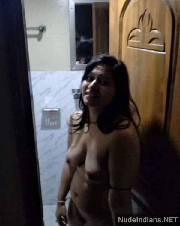 https://pub-5fcdf72a54cd4edbb03ec3edaa415a42.r2.dev/nakedleaks/intimate_partners_capturing_sensual_moments_in_explicit_selfies/16.jpg