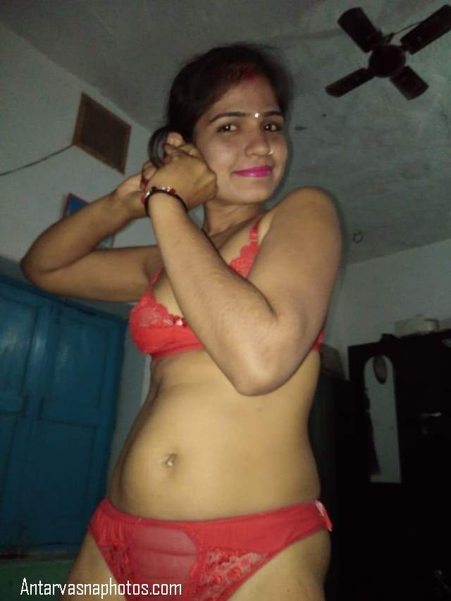 https://pub-5fcdf72a54cd4edbb03ec3edaa415a42.r2.dev/nakedleaks/intimate_photographs_of_indian_couple/3.jpg