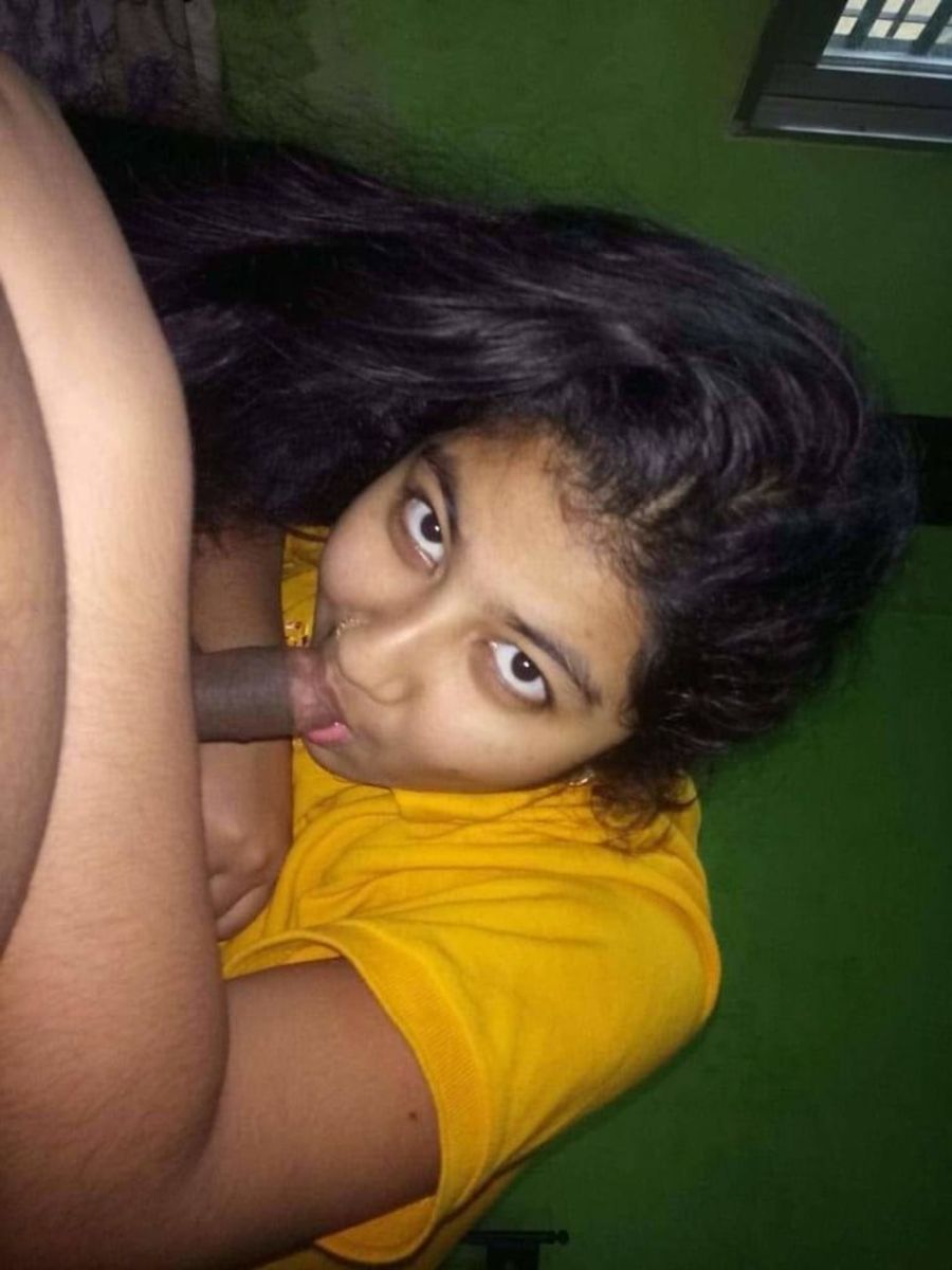 https://pub-5fcdf72a54cd4edbb03ec3edaa415a42.r2.dev/nakedleaks/intimate_photos_of_a_seductive_girlfriend/6.jpg