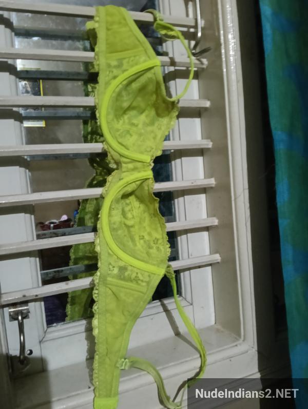 https://pub-5fcdf72a54cd4edbb03ec3edaa415a42.r2.dev/nakedleaks/intimate_photos_of_chaitra_lokesh_from_trivandrum/39.jpg