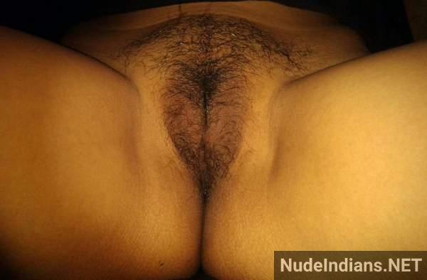 https://pub-5fcdf72a54cd4edbb03ec3edaa415a42.r2.dev/nakedleaks/intimate_photos_of_hairy_indian_woman's_private_parts/12.jpg