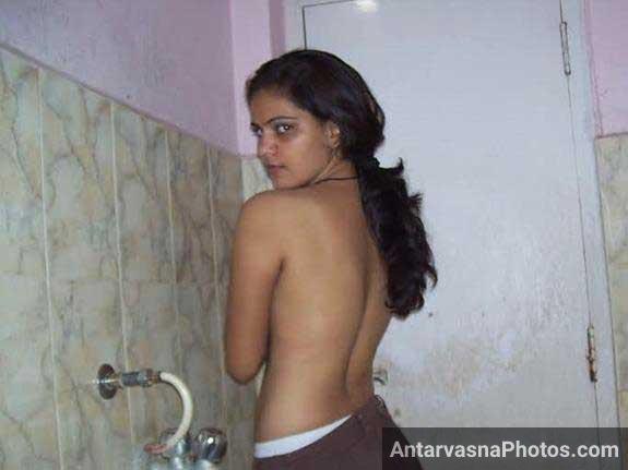 https://pub-5fcdf72a54cd4edbb03ec3edaa415a42.r2.dev/nakedleaks/intimate_photos_of_indian_girl_swati/0.jpg