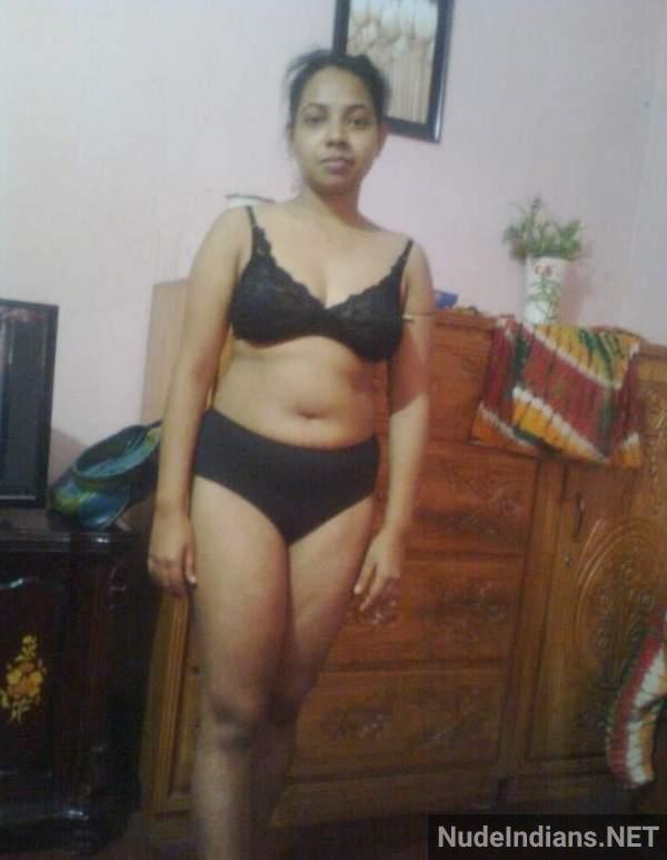 https://pub-5fcdf72a54cd4edbb03ec3edaa415a42.r2.dev/nakedleaks/intimate_photos_of_indian_wife_and_sensual_selfies/20.jpg