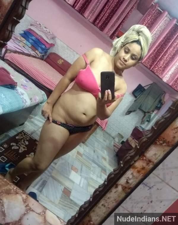 https://pub-5fcdf72a54cd4edbb03ec3edaa415a42.r2.dev/nakedleaks/intimate_photos_of_indian_wife_and_sensual_selfies/58.jpg