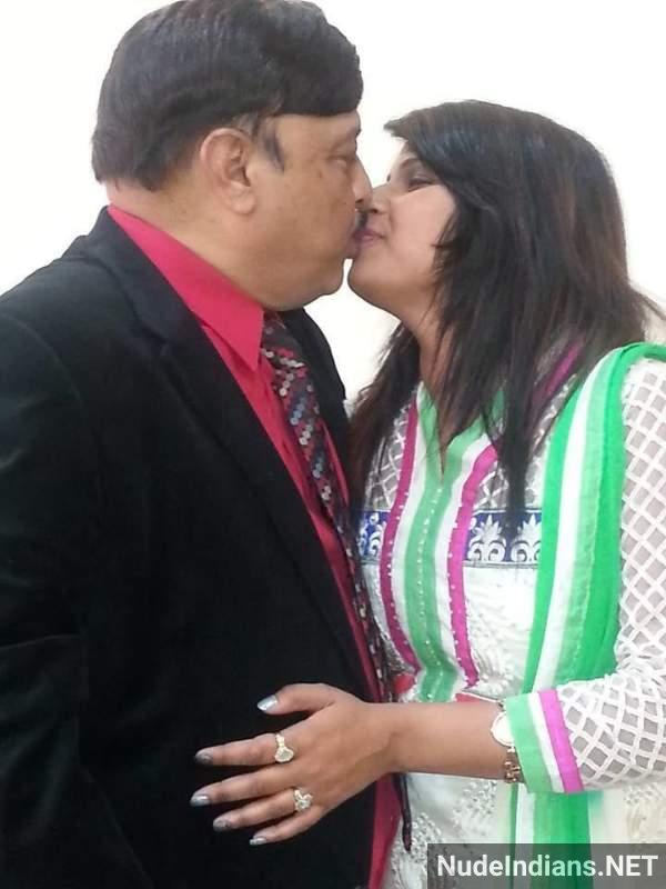 https://pub-5fcdf72a54cd4edbb03ec3edaa415a42.r2.dev/nakedleaks/intimate_photos_of_my_wife_with_boss_on_cam/38.jpg