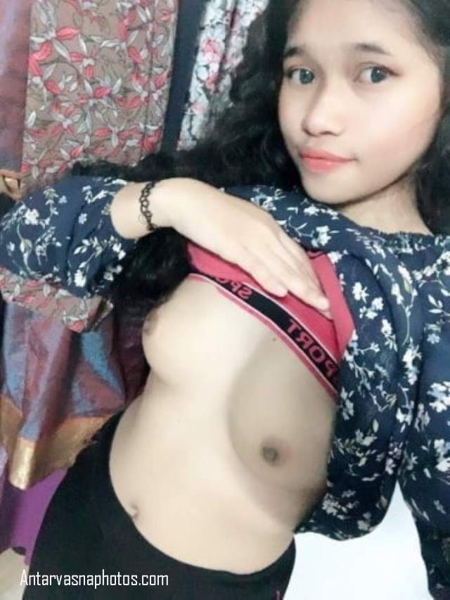 https://pub-5fcdf72a54cd4edbb03ec3edaa415a42.r2.dev/nakedleaks/intimate_photos_of_nude_manipur_girl_giving_blowjob_to_her_boyfriend/0.jpg
