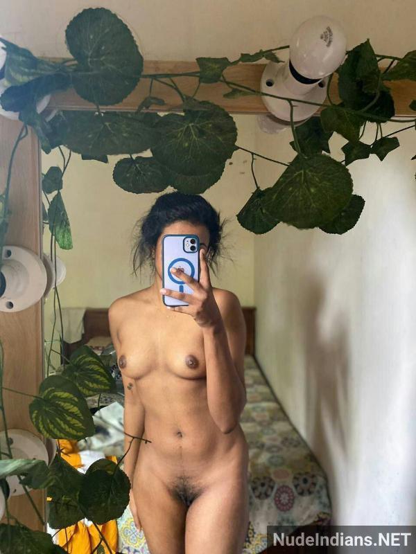 https://pub-5fcdf72a54cd4edbb03ec3edaa415a42.r2.dev/nakedleaks/intimate_self-portraits:_keerthy's_revealing_images/2.jpg