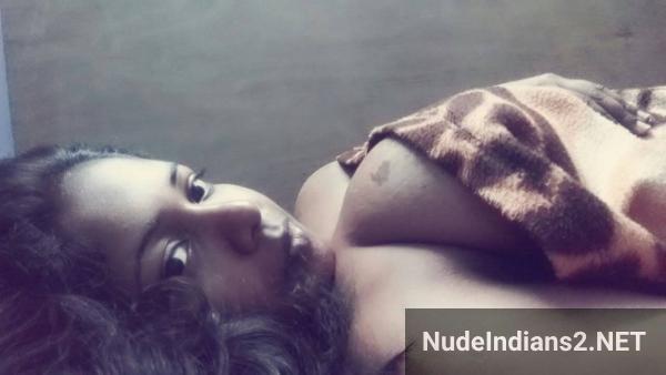 https://pub-5fcdf72a54cd4edbb03ec3edaa415a42.r2.dev/nakedleaks/intimate_selfies:_coimbatore_wife_revathi_nambiar's_allure_for_bf/11.jpg