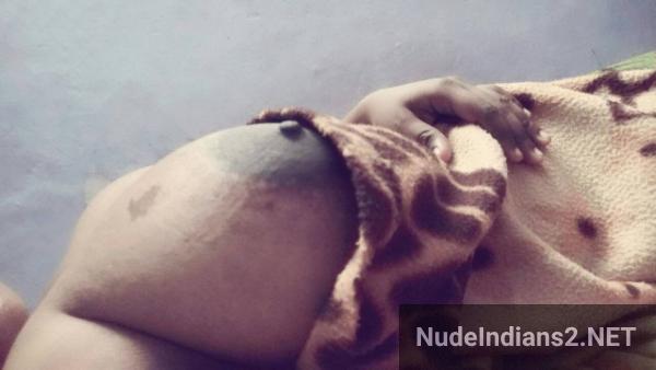 https://pub-5fcdf72a54cd4edbb03ec3edaa415a42.r2.dev/nakedleaks/intimate_selfies:_coimbatore_wife_revathi_nambiar's_allure_for_bf/13.jpg