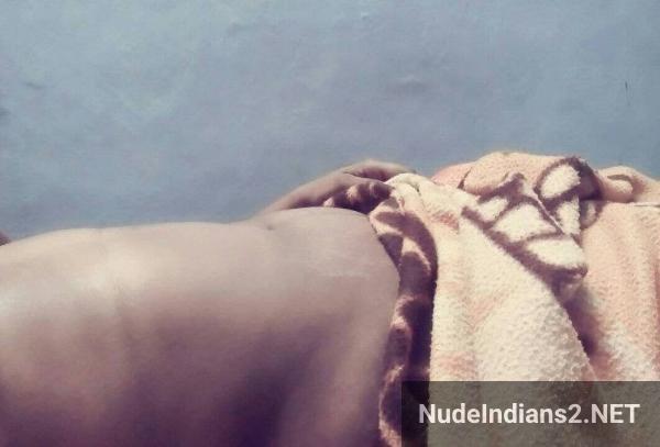 https://pub-5fcdf72a54cd4edbb03ec3edaa415a42.r2.dev/nakedleaks/intimate_selfies:_coimbatore_wife_revathi_nambiar's_allure_for_bf/20.jpg
