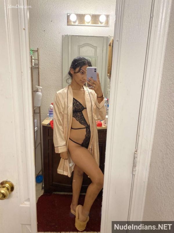 https://pub-5fcdf72a54cd4edbb03ec3edaa415a42.r2.dev/nakedleaks/intimate_snaps_of_my_overseas_partner_avantika/32.jpg