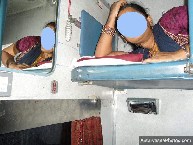 https://pub-5fcdf72a54cd4edbb03ec3edaa415a42.r2.dev/nakedleaks/intimate_south_indian_family_photos_–_revealing_breasts_on_the_train!/7.jpg