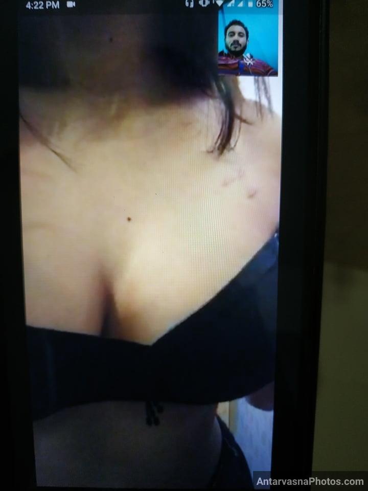 https://pub-5fcdf72a54cd4edbb03ec3edaa415a42.r2.dev/nakedleaks/intimate_video_call:_bhabhi's_revealing_photos_(26_images)/9.jpg
