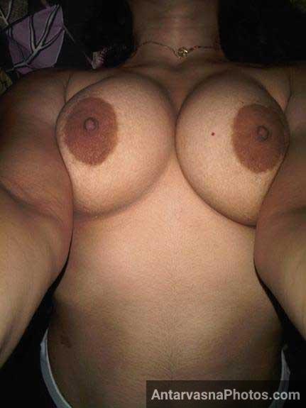 https://pub-5fcdf72a54cd4edbb03ec3edaa415a42.r2.dev/nakedleaks/intoxicated_indian_sister-in-law's_revealing_photos/3.jpg