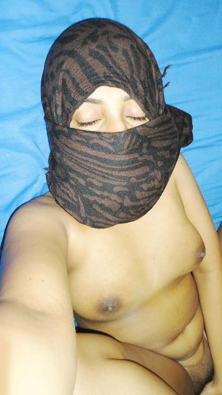 https://pub-5fcdf72a54cd4edbb03ec3edaa415a42.r2.dev/nakedleaks/islamic_girl's_intimate_photographs/0.jpg